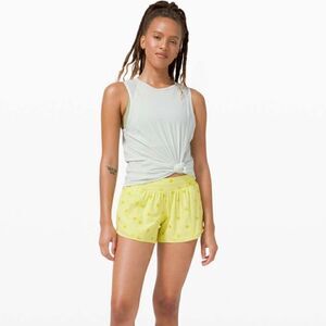 Lululemon Hotty Hot Short II *Long 4" Polka Dot Logo Lemon